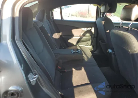 2013 Chrysler 200 Lx from USA, damaged, VIN 1C3CCBAB5DN691698